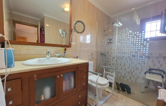 Resale - Villa - Torrevieja - Aguas Nuevas