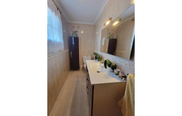 Resale - Villa - Torrevieja - Aguas Nuevas