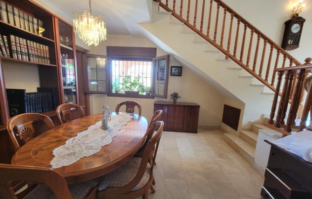 Resale - Villa - Torrevieja - Aguas Nuevas