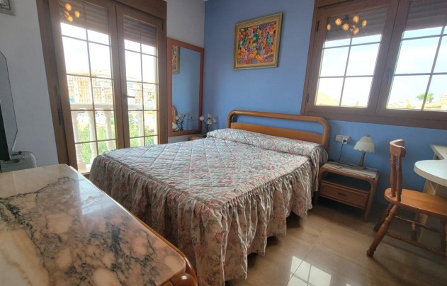 Resale - Villa - Torrevieja - Aguas Nuevas