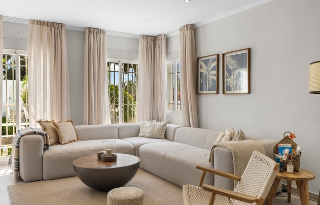 Resale - Villa - Cabo de las Huertas - Cala Cantalar