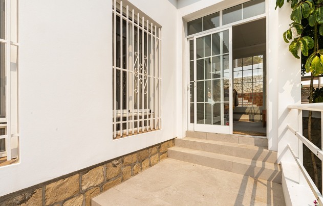 Resale - Villa - Cabo de las Huertas - Cala Cantalar