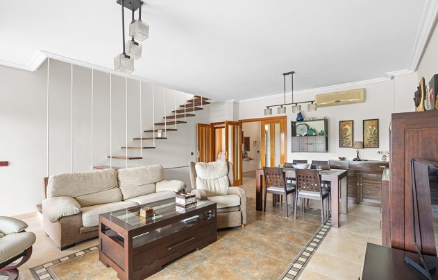 Resale - Villa - Alicante - Rebolledo