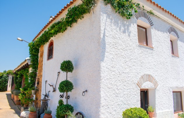 Reventa - Villa - Onil