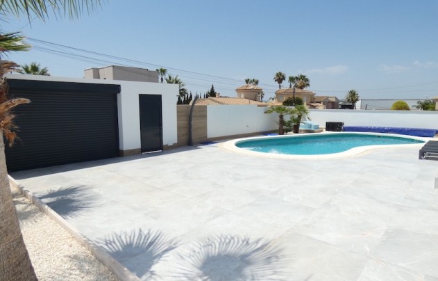 Resale - Villa - Ciudad Quesada