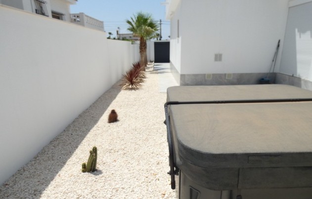 Resale - Villa - Ciudad Quesada