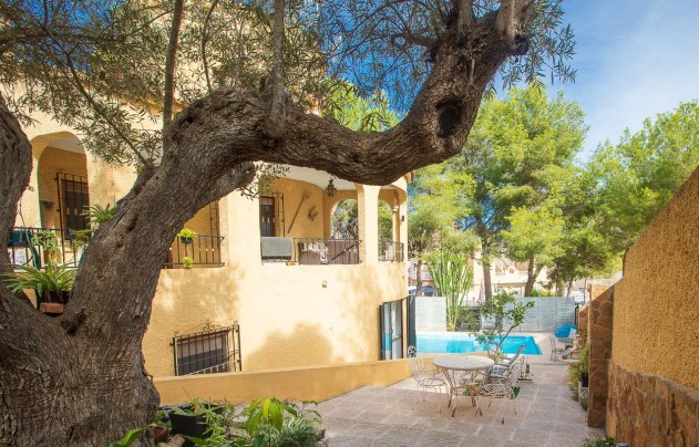 Resale - Villa - Villamartín - Res. Las Filipinas