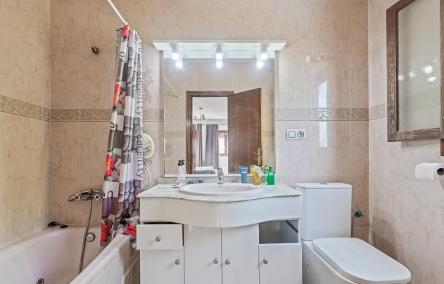 Resale - Villa - Villamartín - Res. Las Filipinas