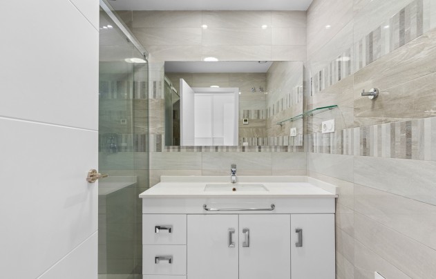 Resale - Apartment - Torrevieja - Punta Prima