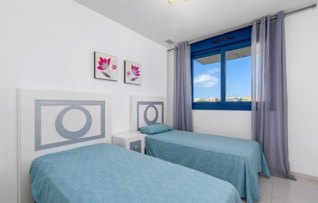 Resale - Apartment - Torrevieja - Punta Prima