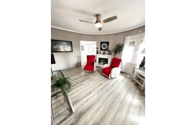 Resale - Villa - Ciudad Quesada