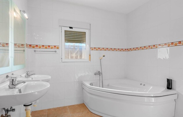 Resale - Villa - Ciudad Quesada