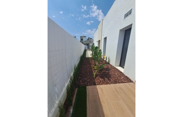 Resale - Villa - Polop - Urbanizaciones