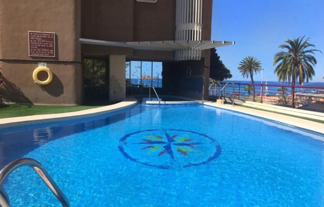 Resale - Apartment - Benidorm - 1ª Linea