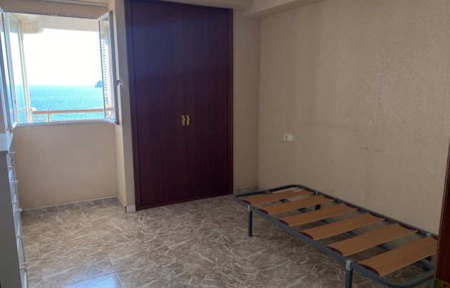 Resale - Apartment - Benidorm - 1ª Linea