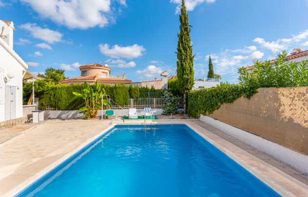 Resale - Villa - Ciudad Quesada