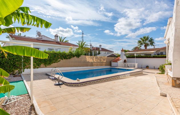 Resale - Villa - Ciudad Quesada