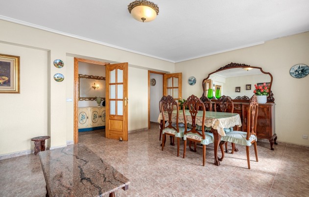 Resale - Apartment - Torrevieja