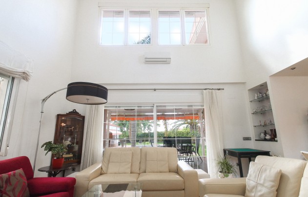 Resale - Villa - San Vicente de Raspeig - San Vicente del Raspeig