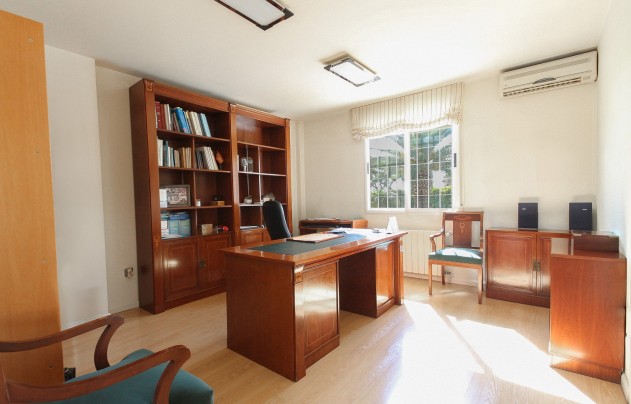 Resale - Villa - San Vicente de Raspeig - San Vicente del Raspeig