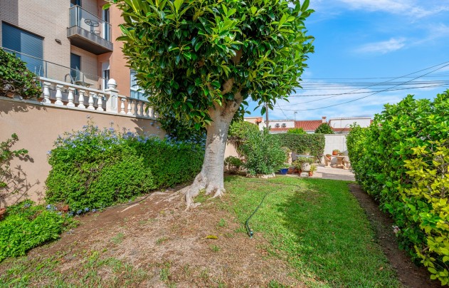 Resale - Villa - Orihuela Costa - Punta Prima