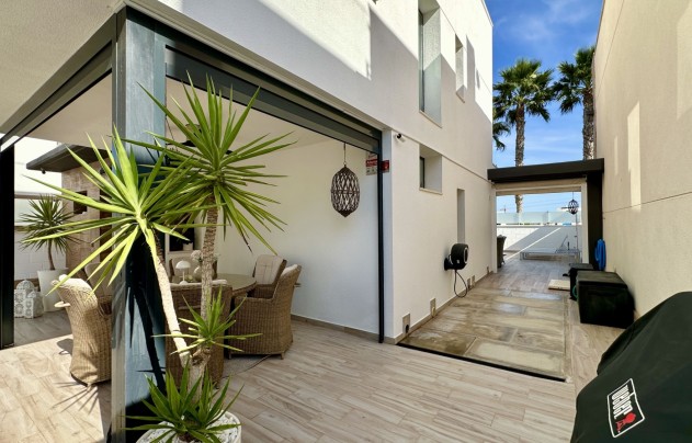 Resale - Villa - Orihuela Costa - Lomas De Cabo Roig