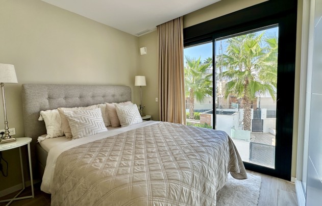 Resale - Villa - Orihuela Costa - Lomas De Cabo Roig