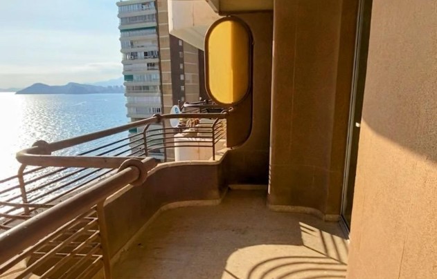 Resale - Apartment - Benidorm - 1ª Linea