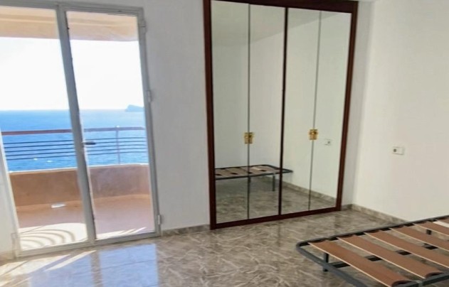 Resale - Apartment - Benidorm - 1ª Linea