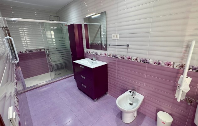 Herverkoop - Apartment - Fuengirola