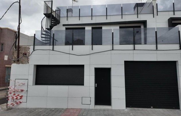 Resale - Villa - Alicante - Vistahermosa