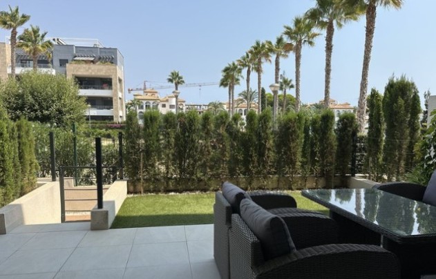 Resale - Apartment - Orihuela Costa - Playa Flamenca