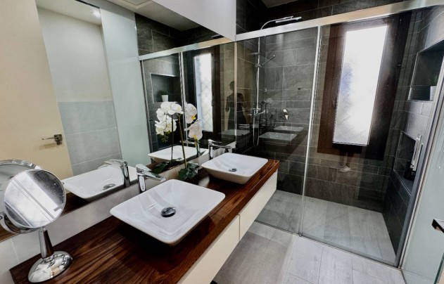 Reventa - Villa - La Finca Golf