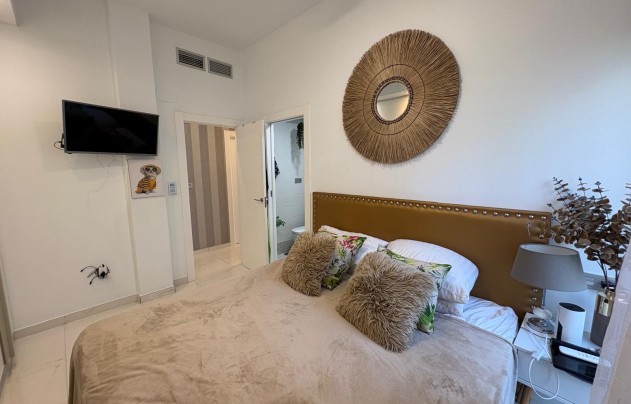 Resale - Villa - Orihuela Costa - Villamartín