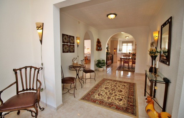 Resale - Villa - Torrevieja - La Siesta