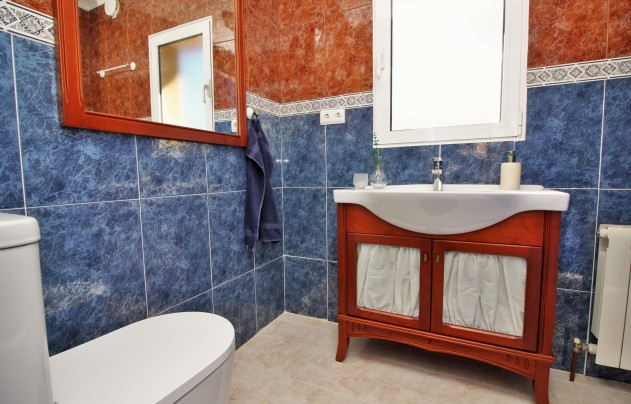 Resale - Villa - Torrevieja - La Siesta