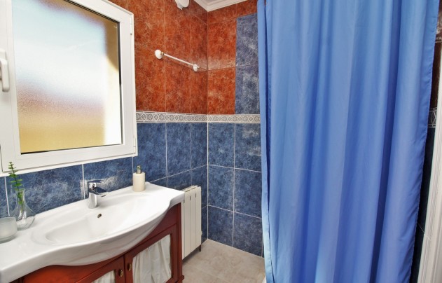 Resale - Villa - Torrevieja - La Siesta