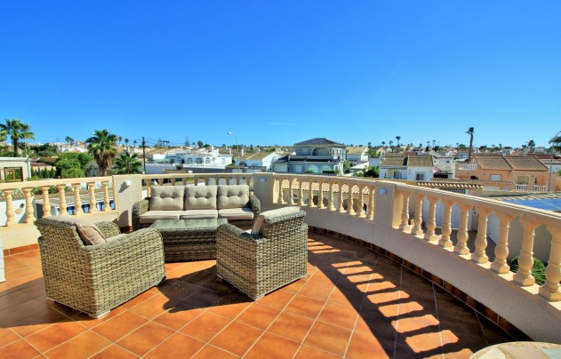 Resale - Villa - Torrevieja - La Siesta