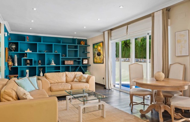 Resale - Villa - Algorfa - Castillo de montemar