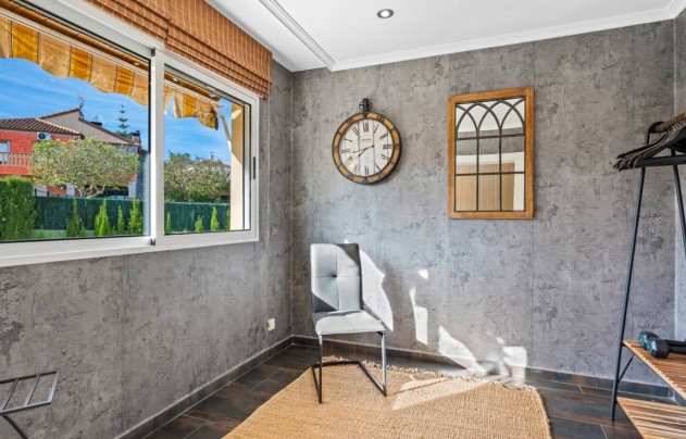 Resale - Villa - Algorfa - Castillo de montemar