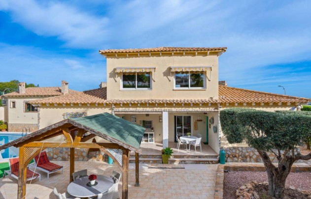 Resale - Villa - Algorfa - Castillo de montemar