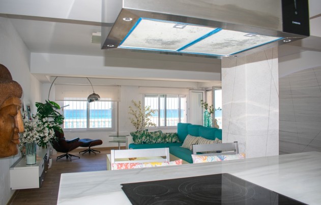 Resale - Villa - La Manga del Mar Menor