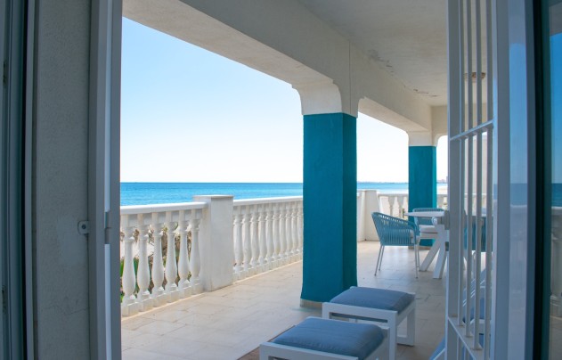 Resale - Villa - La Manga del Mar Menor