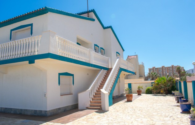 Resale - Villa - La Manga del Mar Menor