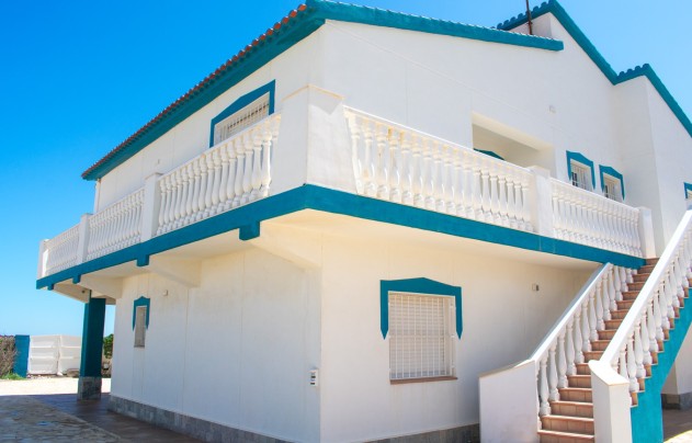 Resale - Villa - La Manga del Mar Menor
