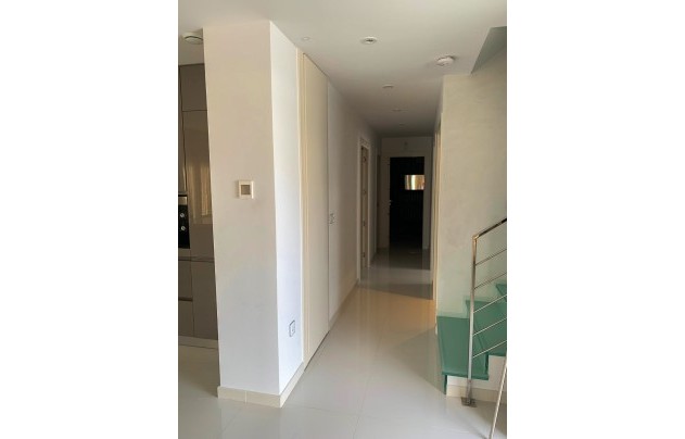 Herverkoop - Villa - Orihuela Costa - Campoamor