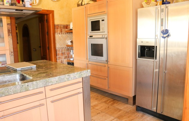 Herverkoop - Villa - Los Urrutias