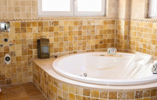 Herverkoop - Villa - Los Urrutias