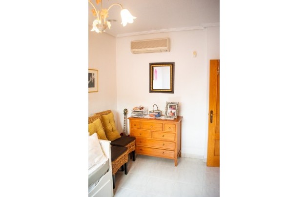 Revente - Villa - Orihuela Costa - La Zenia