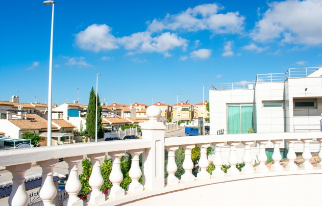 Revente - Villa - Orihuela Costa - La Zenia